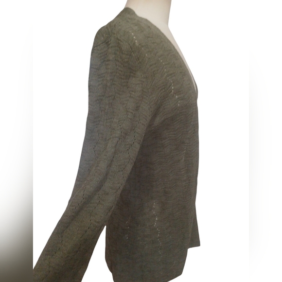 Croft & Barrow Women's Olive Cardigan - Picture 4 of 8